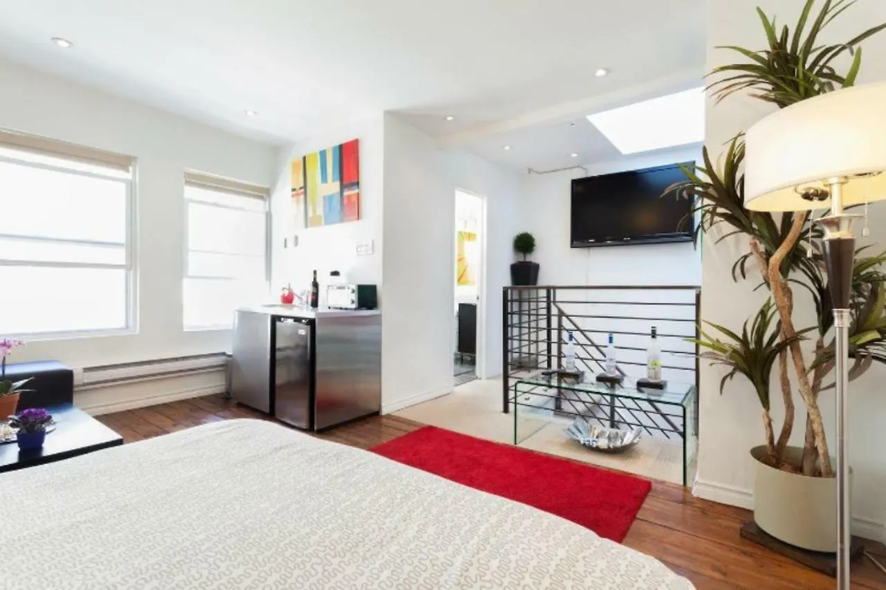 Last Minute Downtown Deals . Apartment Toronto