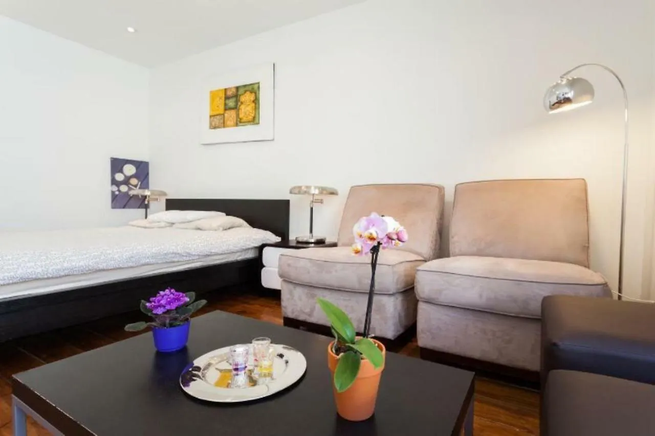 Last Minute Downtown Deals . Appartamento Toronto 0*,