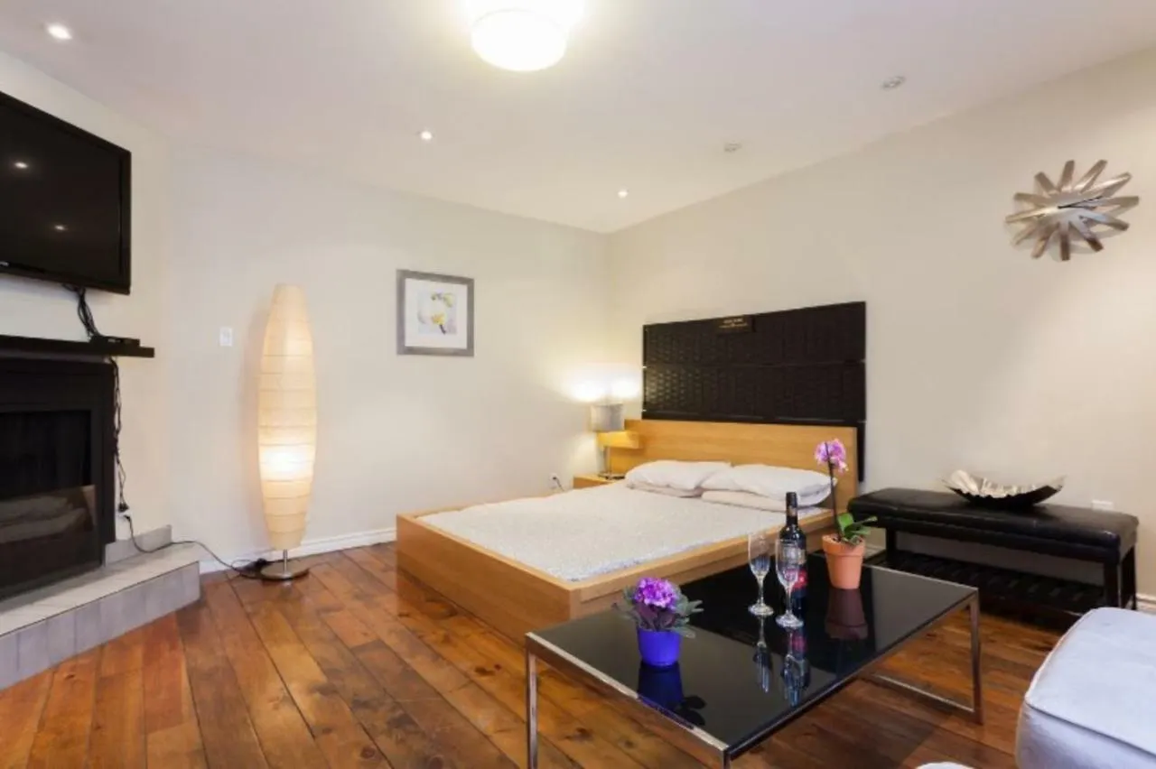 Last Minute Downtown Deals . Appartamento Toronto