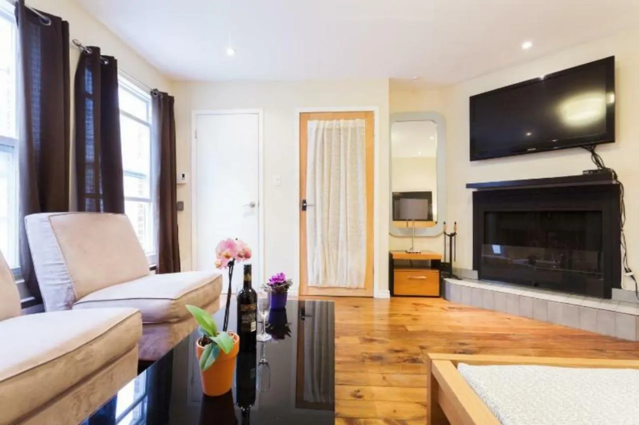 Last Minute Downtown Deals . Appartamento Toronto