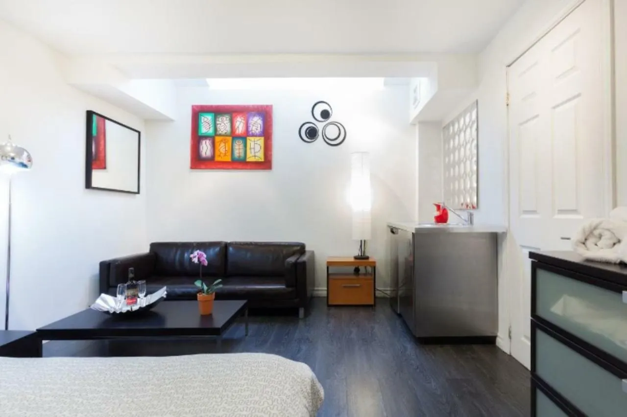 Last Minute Downtown Deals . Appartamento Toronto